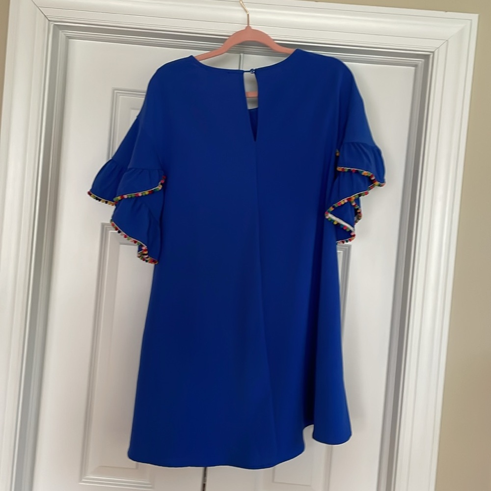 VeryJ Ruffled Sleeve Shift Dress - Picture 3 of 10